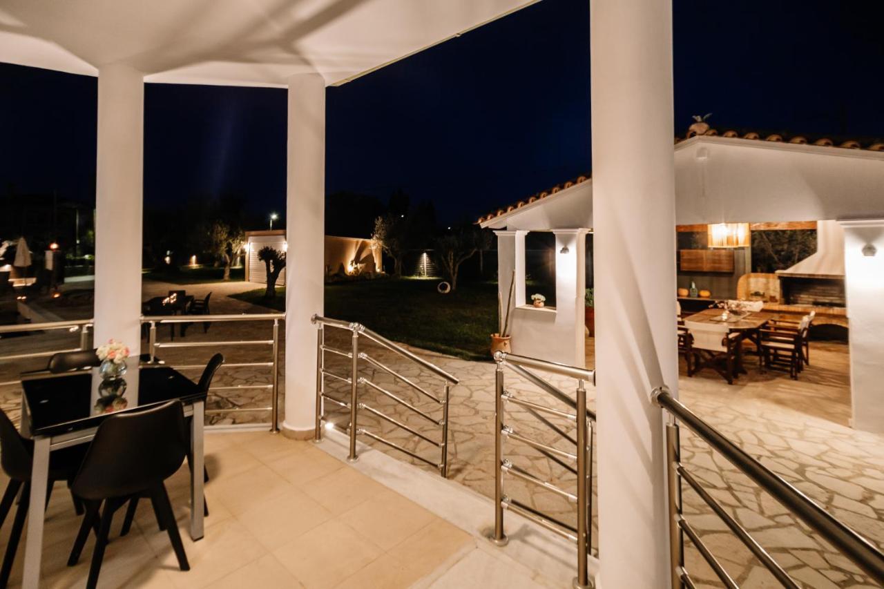 Villa Ellania Ambelokipoi  Exterior foto